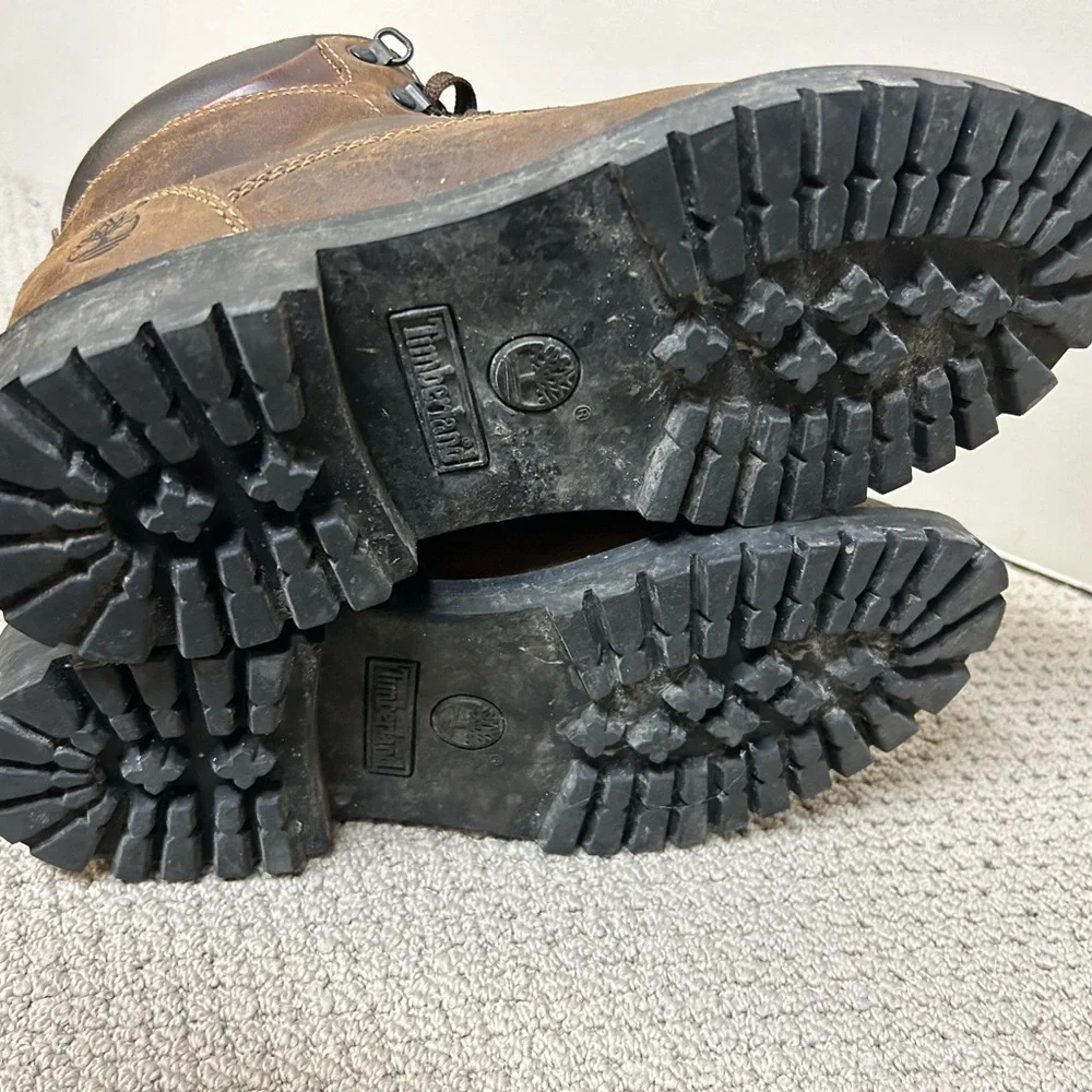 BOOTS | Men’s Timberland boots size 8.5 - Picture 9 of 10